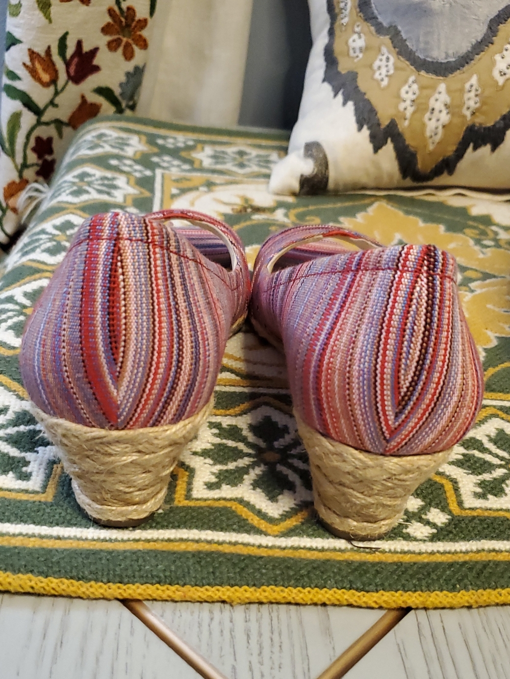 Coach And Four Pink Purple Stripe Espadrille Wedge . Size 9. - Picture 8 of 10